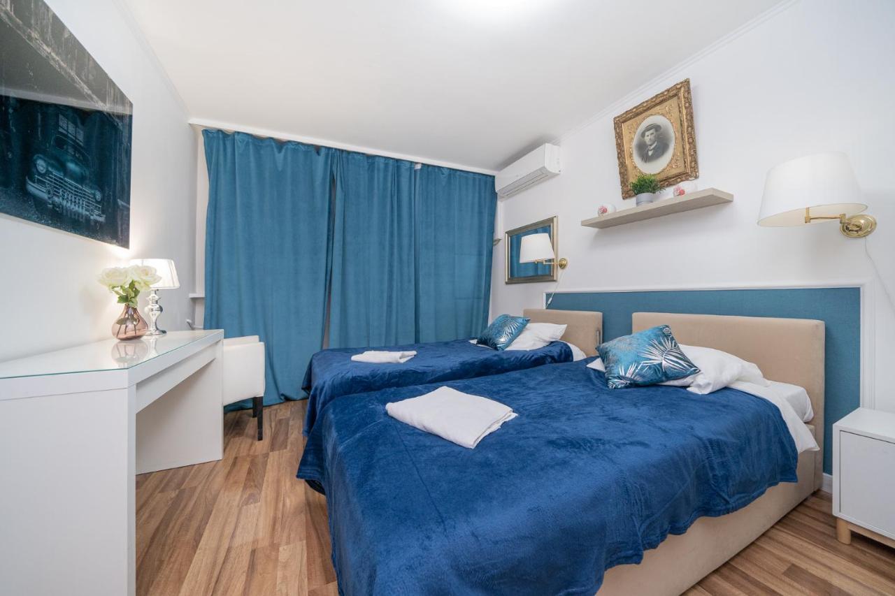 Unit Rooms Warszawa By Metro Rondo Onz Short Rent Idealne Pokoje Na Nocleg W Warszawie エクステリア 写真