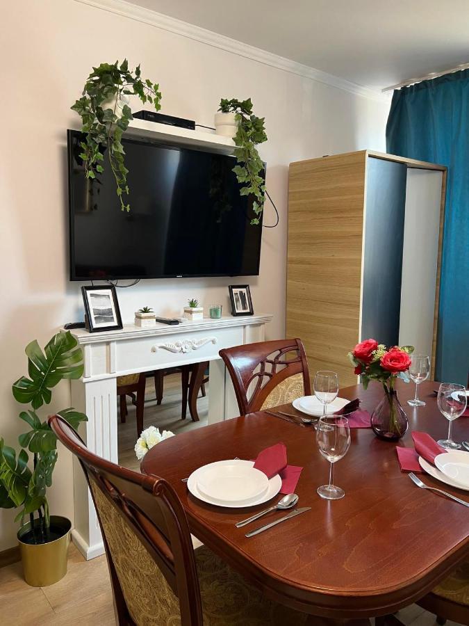 Unit Rooms Warszawa By Metro Rondo Onz Short Rent Idealne Pokoje Na Nocleg W Warszawie エクステリア 写真